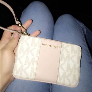 Michael kors clutch wallet